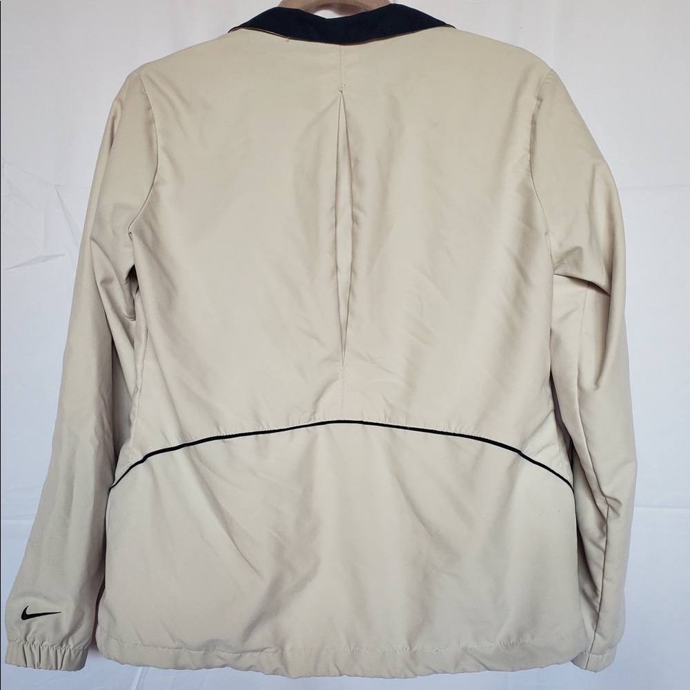 Nike athletic lightweight jacket
